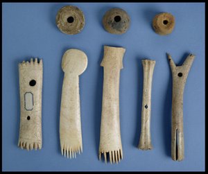 スピンドルワール、アントラーウィービングコーム、ボーンシャトルとルームフィッティング、Iron Age（ボーン）